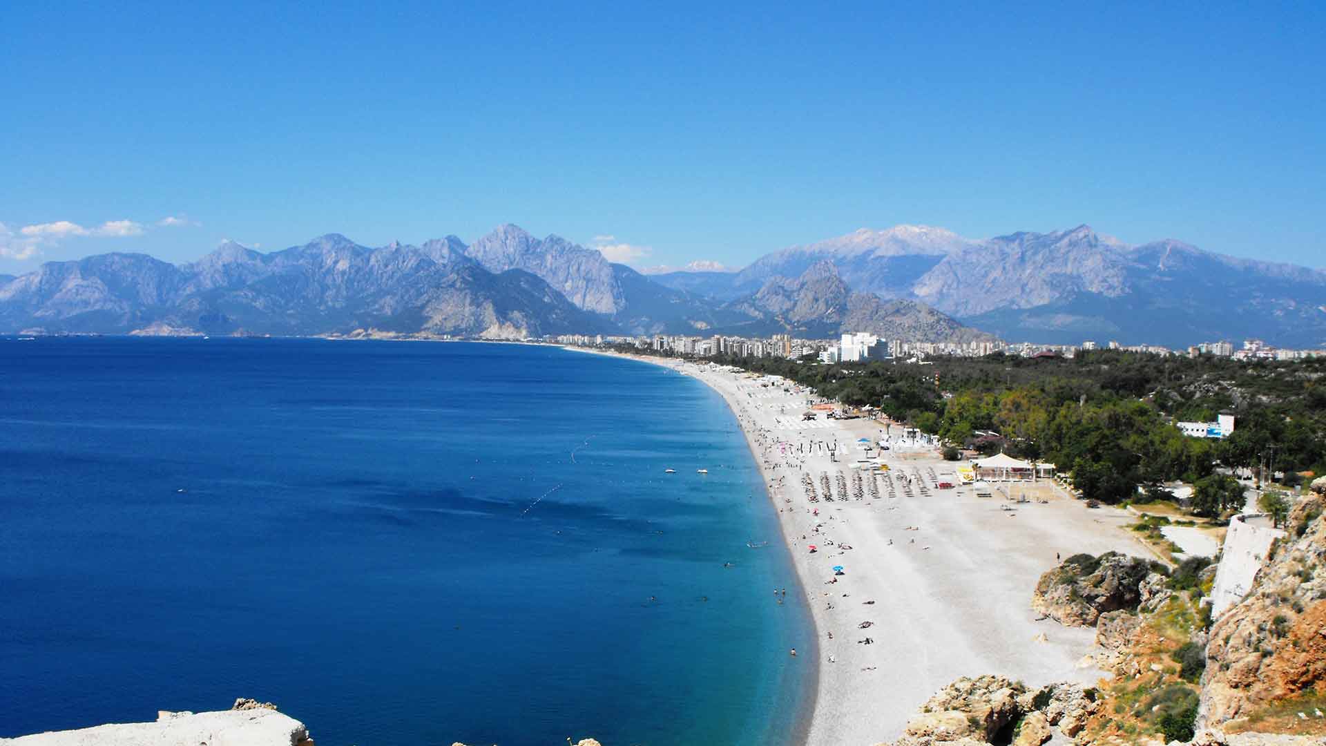Dental Treatment Konyaaltı Beach